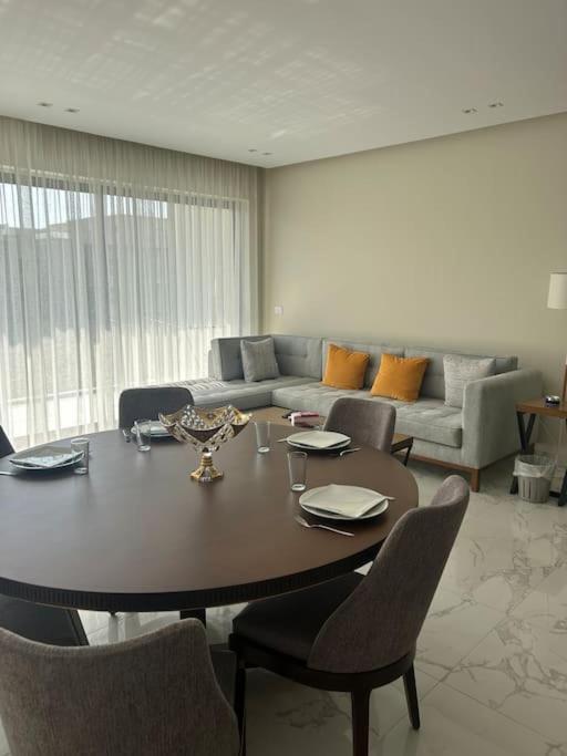 Zen Sunny 2br Lakeview * Il Cairo