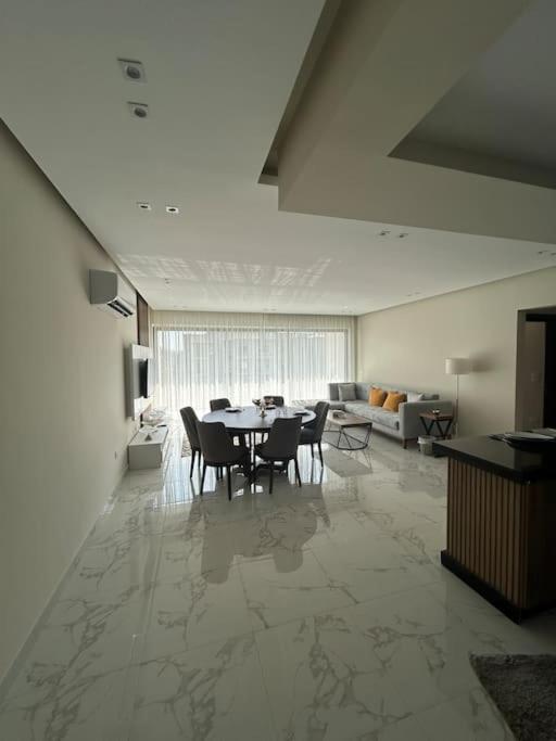 Zen Sunny 2br Lakeview Appartamento Il Cairo