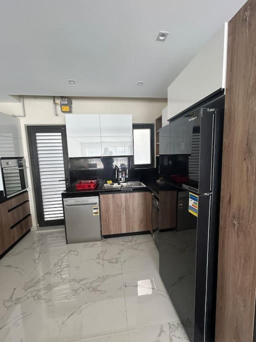Zen Sunny 2br Lakeview Apartment Cairo